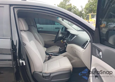 2017 Hyundai Tucson Se из США, поврежденный, VIN KM8J3CA41HU386541